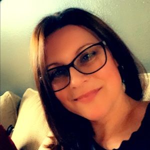 Meet your Posher, Lacey